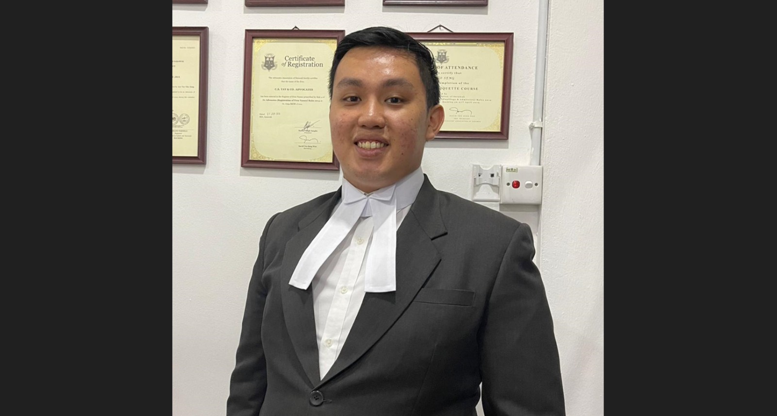 institut pendidikan tinggi, Sri Aman, Ray Cho Seng, Kawasan Rukun Tetangga, Lingga, Dayang Noorazah Awang Sohor