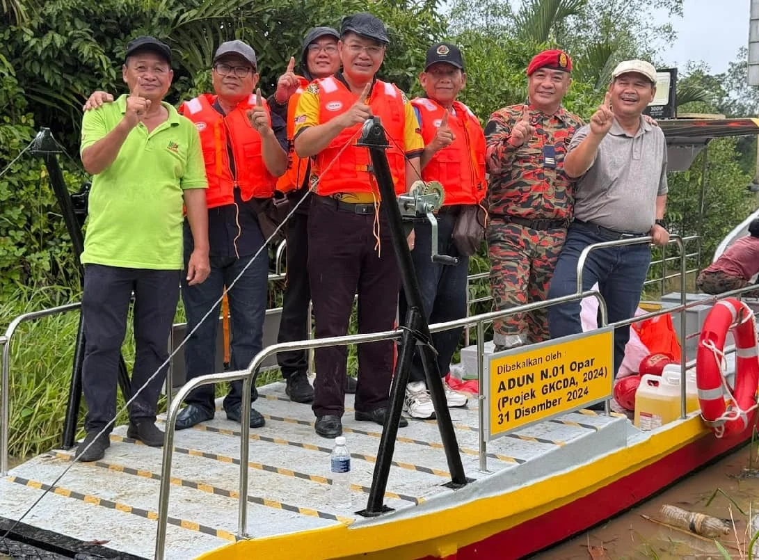 Penyediaan Bot Di Kampung Selampit Sebagai Inisiatif Sementara | Suara ...