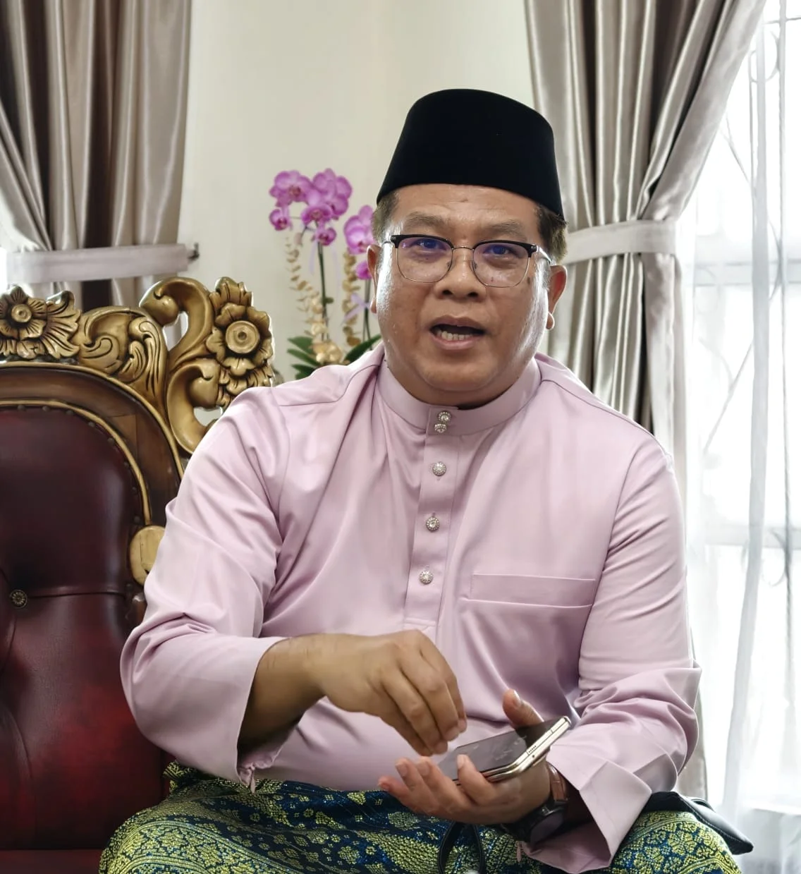 Kerjasama Sarawak-Kalimantan pacu perdagangan, pendidikan - Suara Sarawak